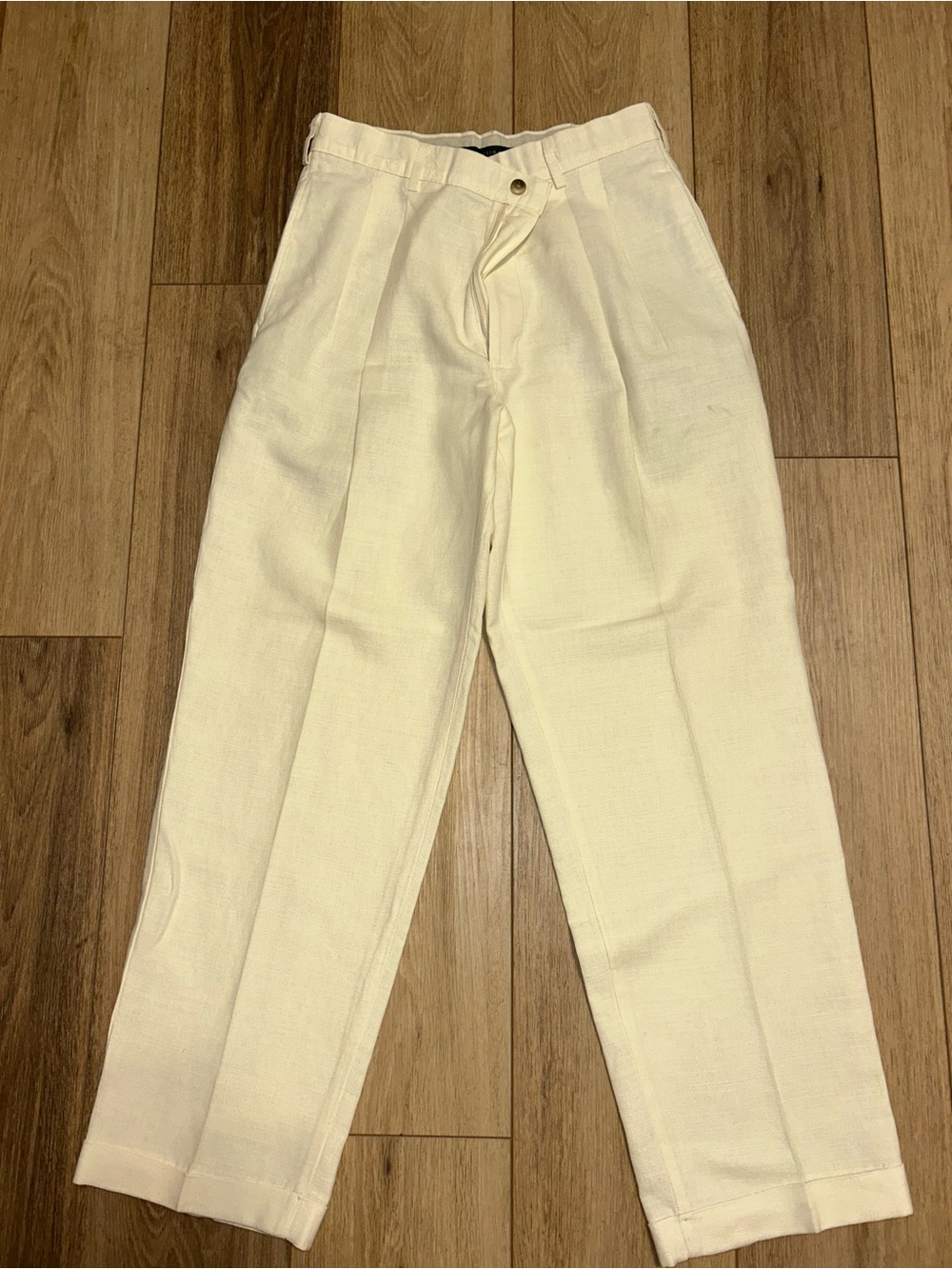 Club Room Cream Pleated Chino Pants